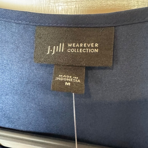 J. Jill Ladies Evening Blue Silk Long Sleeve Blouse, NWT Size Medium - Picture 3 of 8